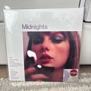Taylor Swift midnights album (lavender)